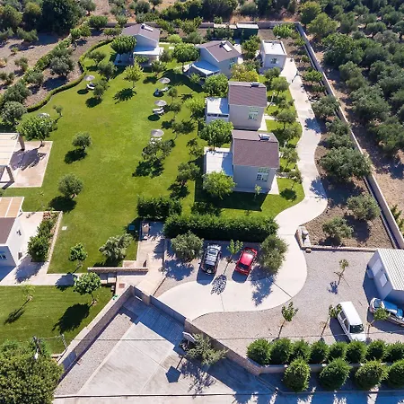 Villa Ta Spitakia *