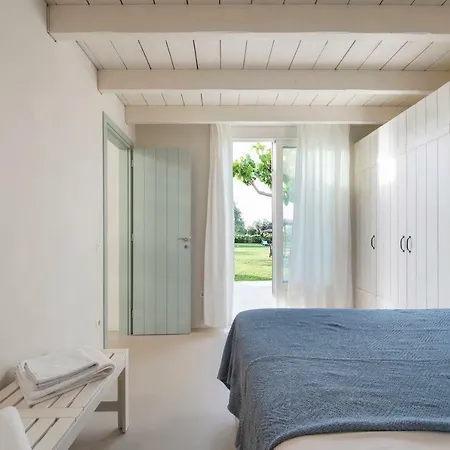 Ta Spitakia Villa *
