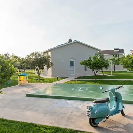 Ta Spitakia Miasto Kos