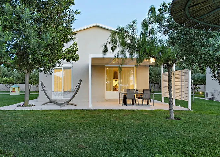 Ta Spitakia İstanköy