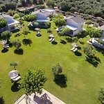 Vila Ta Spitakia