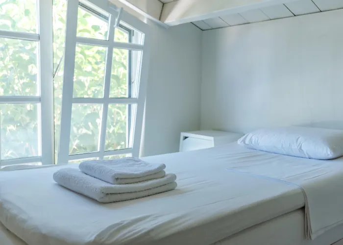 Ta Spitakia فيلة