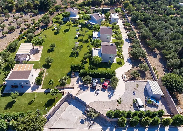 فيلة Ta Spitakia *