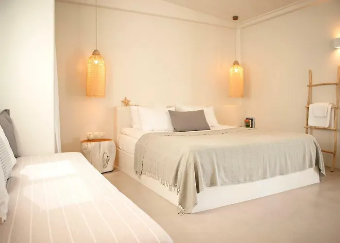 Ta Spitakia فيلة *