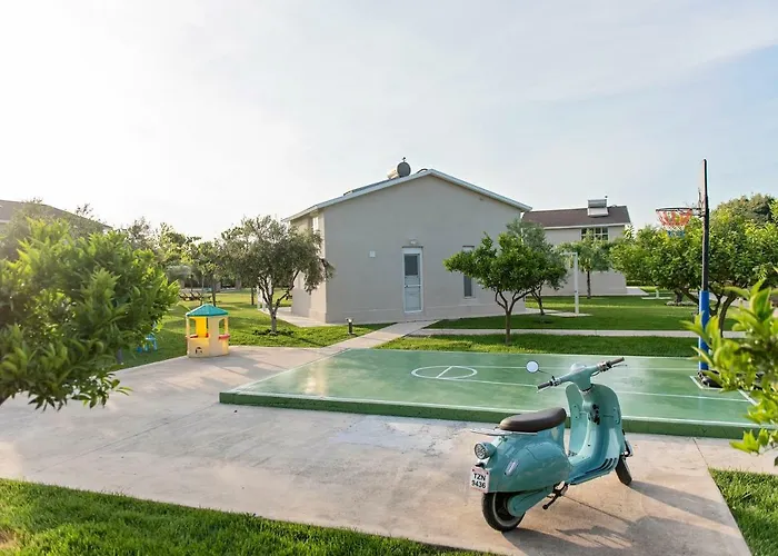 Ta Spitakia بلدة كوس